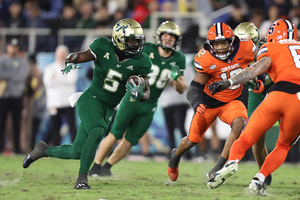 South Florida’s fast, no-huddle offensive attack led to 246 passing yards en route to a 45-0 win over Syracuse.