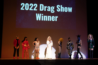All of the contestants and judges took the stage as they wait for the winner to be announced. 